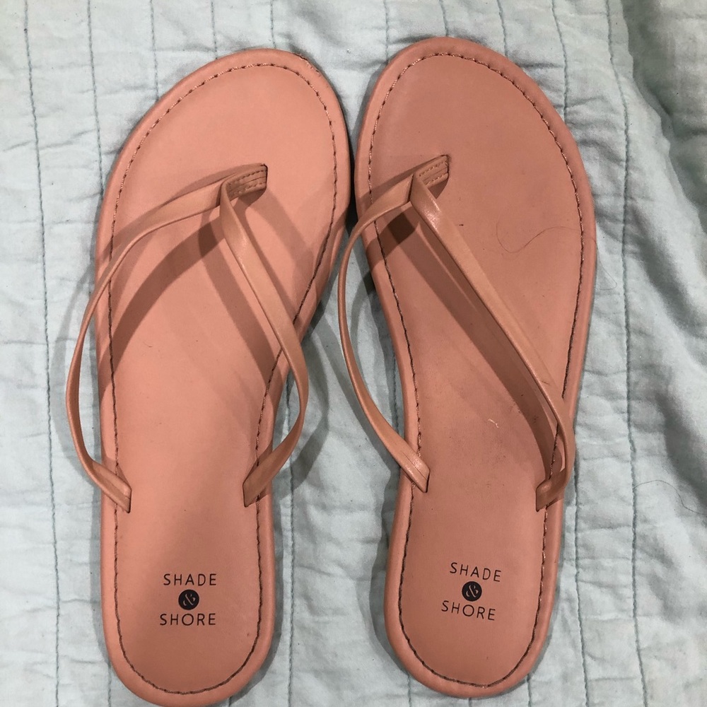 Simple tan sandals